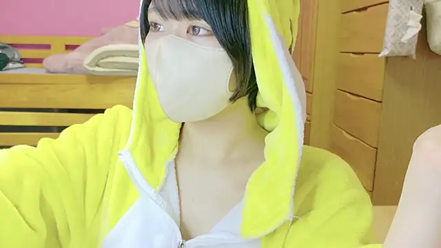 Snapshot of _usya_2525 chatting on February 3, 3:06 pm usya 2525 online show from February 3, 3:06 pm