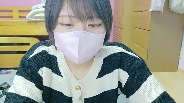 Snapshot of _usya_2525 chatting on March 3, 4:14 pm usya 2525 online show from March 3, 4:14 pm