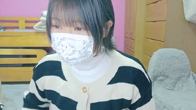 Snapshot of _usya_2525 chatting on March 7, 5:17 pm usya 2525 online show from March 7, 5:17 pm