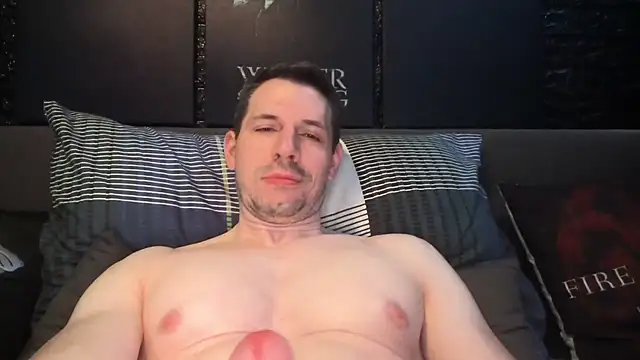 dreamwallker21 online show from April 19, 8:46 am