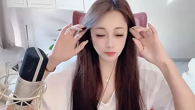 Daisy-77 online show from September 29, 5:34 am