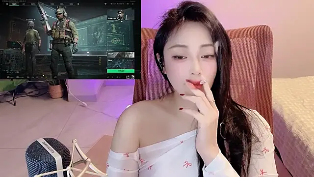 Daisy-77 online show from April 18, 1:15 pm