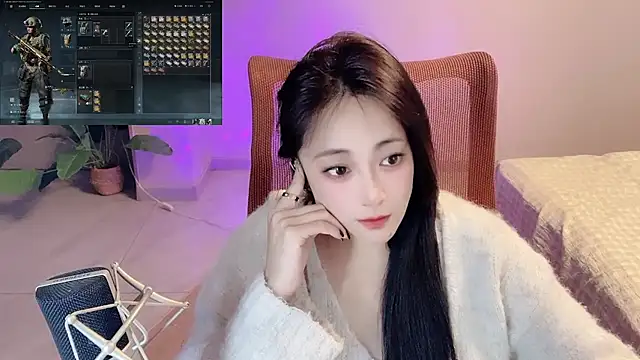 Snapshot of Daisy-77 chatting on May 7, 11:37 am Daisy-77 online show from May 7, 11:37 am