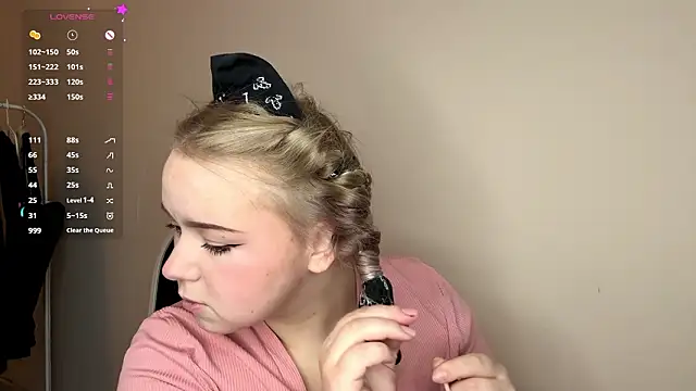 ZaraCreedon online show from March 4, 4:29 am