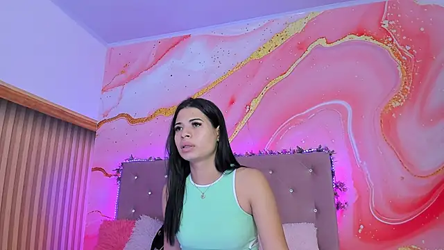 Snapshot of Daisy__rose chatting on February 21, 11:01 am Daisy rose online show from February 21, 11:01 am