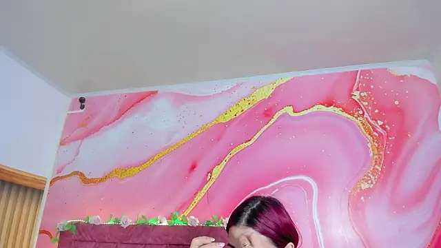 Daisy  rose online show from February 9, 3:10 am