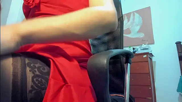 misstresbigcockts online show from January 1, 7:09 am