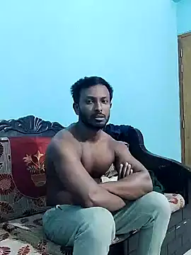 Snapshot of HunkyAriyan chatting on January 5, 5:51 pm HunkyAriyan online show from January 5, 5:51 pm