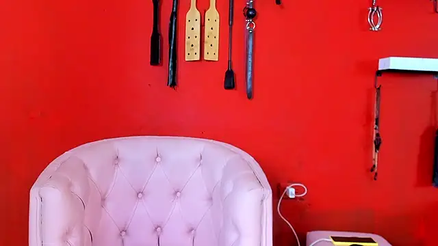 MIA SOPHIA1 online show from December 12, 4:37 am