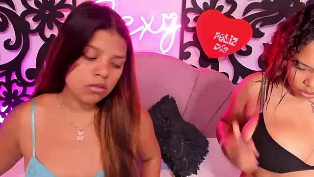 Snapshot of horny_babyss chatting on February 26, 10:53 pm horny babyss online show from February 26, 10:53 pm