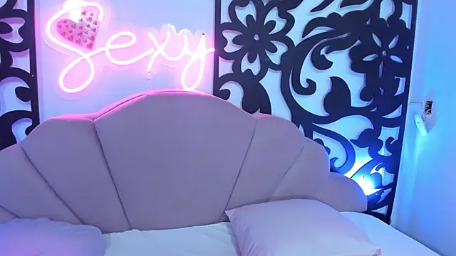 Snapshot of horny_babyss chatting on March 15, 1:41 am horny babyss online show from March 15, 1:41 am