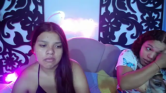 Snapshot of horny_babyss chatting on September 24, 4:05 am horny babyss online show from September 24, 4:05 am