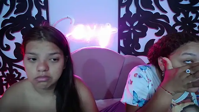 Snapshot of horny_babyss chatting on October 16, 5:08 am horny babyss online show from October 16, 5:08 am