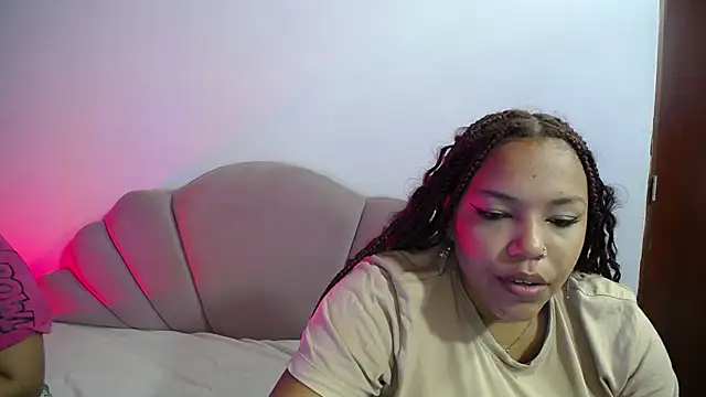 horny babyss online show from January 7, 1:41 am