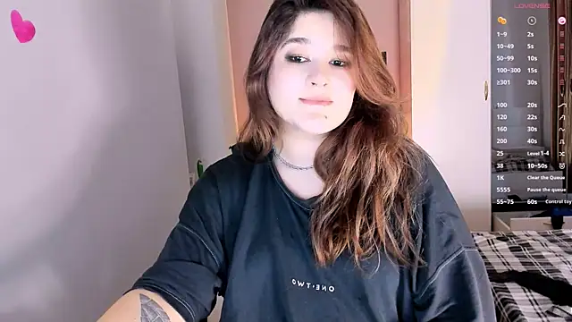 July Slowdive online show from February 12, 12:12 pm