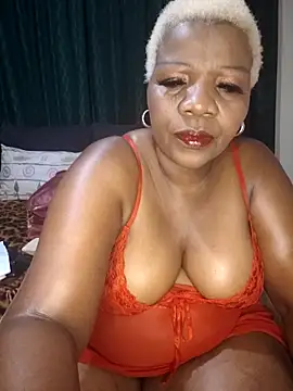 dirasweetlipsxx online show from April 4, 8:17 pm