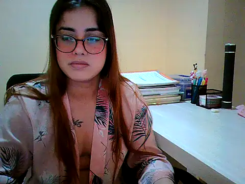 maliamiller online show from September 21, 3:24 pm