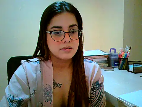 maliamiller online show from October 13, 11:54 am