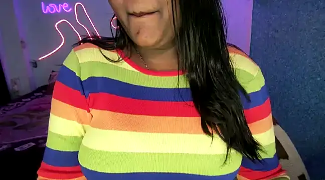 expression queen online show from January 13, 8:48 pm