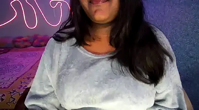 expression queen online show from January 27, 4:01 pm