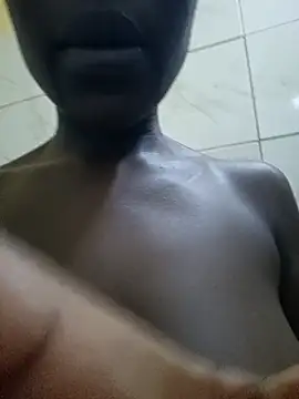 Juicylittle slute online show from February 9, 3:43 am