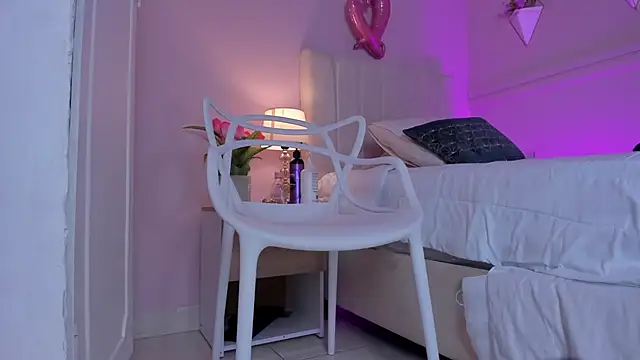  bianca 18 online show from February 19, 5:49 pm