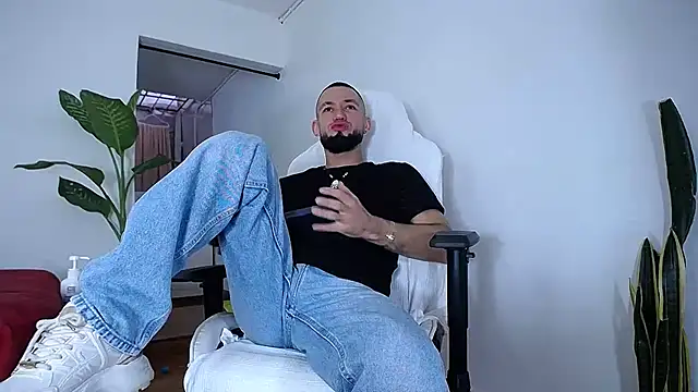 diamond black00 online show from October 30, 9:48 pm