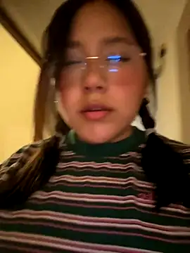 kittyfresita online show from December 5, 3:26 am