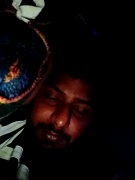 Snapshot of Gawothum chatting on December 15, 6:04 pm Gawothum online show from December 15, 6:04 pm