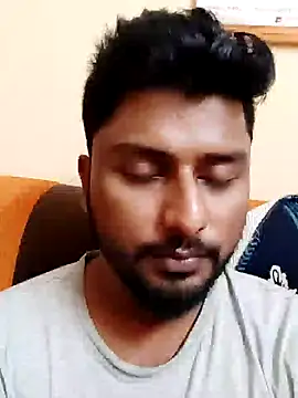 Snapshot of Gawothum chatting on December 21, 12:06 pm Gawothum online show from December 21, 12:06 pm