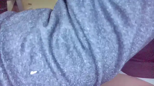 huzi518 online show from March 4, 4:30 pm