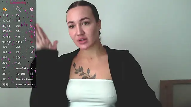 Stasia Queen online show from December 9, 9:49 am