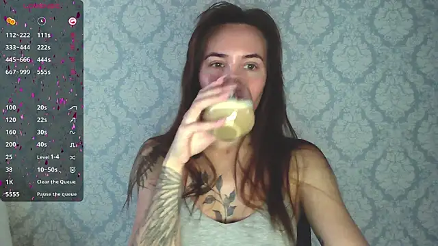 Stasia Queen online show from January 16, 8:22 am