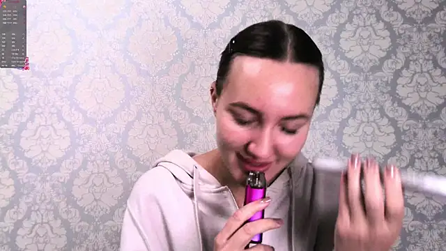 Stasia Queen online show from October 21, 7:42 am