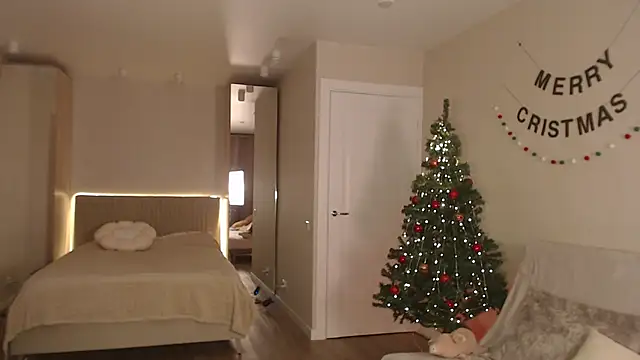 Snapshot of lulu_moonmoon chatting on December 25, 5:58 pm lulu moonmoon online show from December 25, 5:58 pm