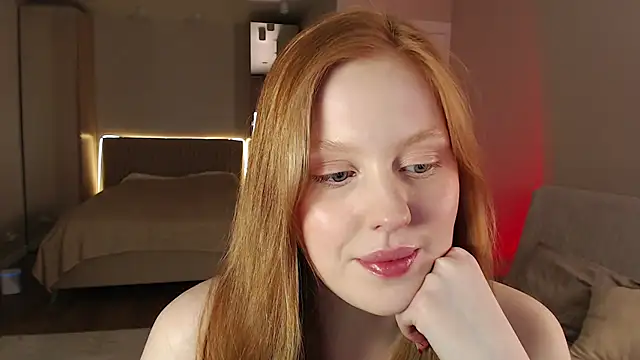 Snapshot of lulu_moonmoon chatting on March 18, 3:31 pm lulu moonmoon online show from March 18, 3:31 pm