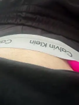 Snapshot of Young-hornyboy chatting on June 4, 12:55 pm Young-hornyboy online show from June 4, 12:55 pm