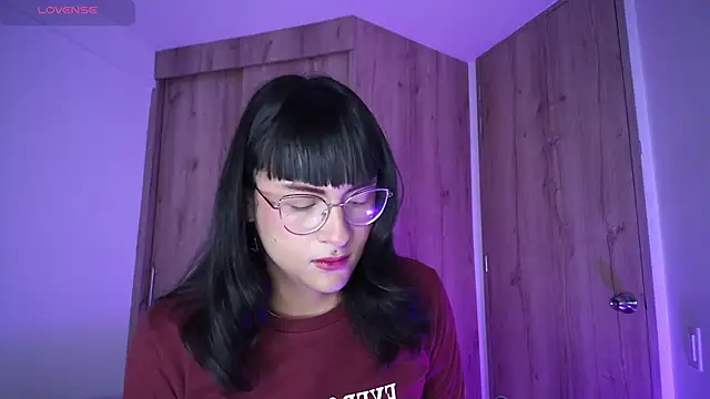 Kiitygirl online show from January 28, 10:34 am