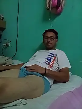 Andresguz35 online show from November 11, 6:24 am