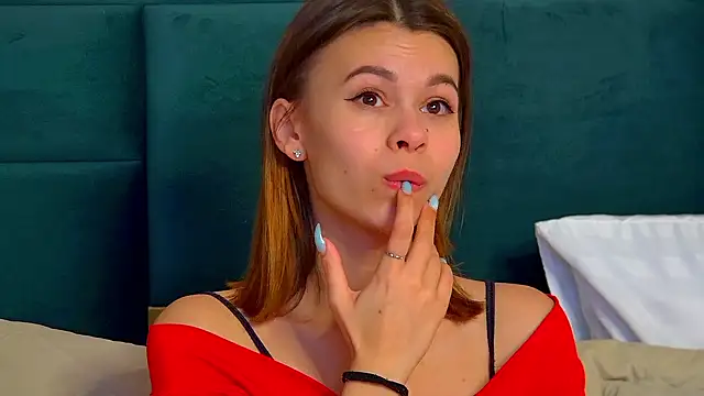 PollyLanders online show from February 9, 4:36 am