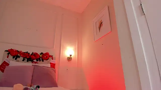 Snapshot of dani_skinny_ chatting on December 18, 2:49 pm dani skinny online show from December 18, 2:49 pm