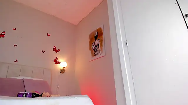 Snapshot of dani_skinny_ chatting on March 13, 2:44 pm dani skinny online show from March 13, 2:44 pm