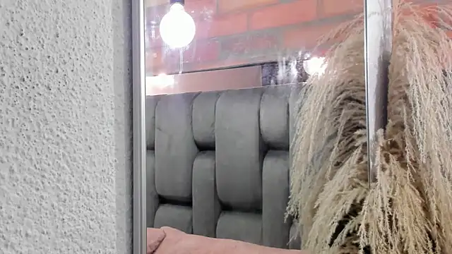 JESSYCORTES online show from May 26, 11:23 pm