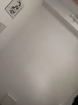 Snapshot of Lucascacaca chatting on December 19, 11:39 am Lucascacaca online show from December 19, 11:39 am