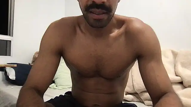 Snapshot of Lucascacaca chatting on June 26, 9:08 pm Lucascacaca online show from June 26, 9:08 pm