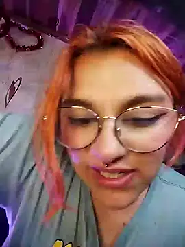 SophiaWeestt99 online show from February 20, 4:28 am