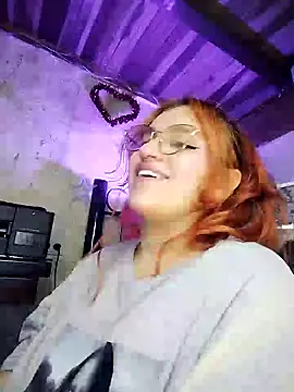 SophiaWeestt99 online show from March 5, 7:38 am