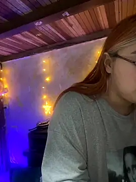 SophiaWeestt99 online show from October 5, 2:43 am