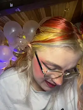 SophiaWeestt99 online show from March 12, 3:34 am