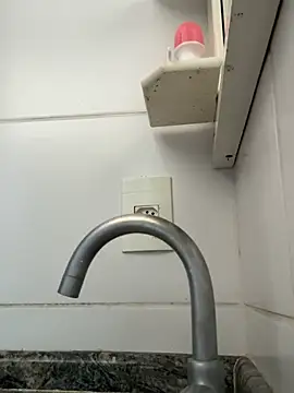 BetinaSoares online show from February 12, 4:13 pm